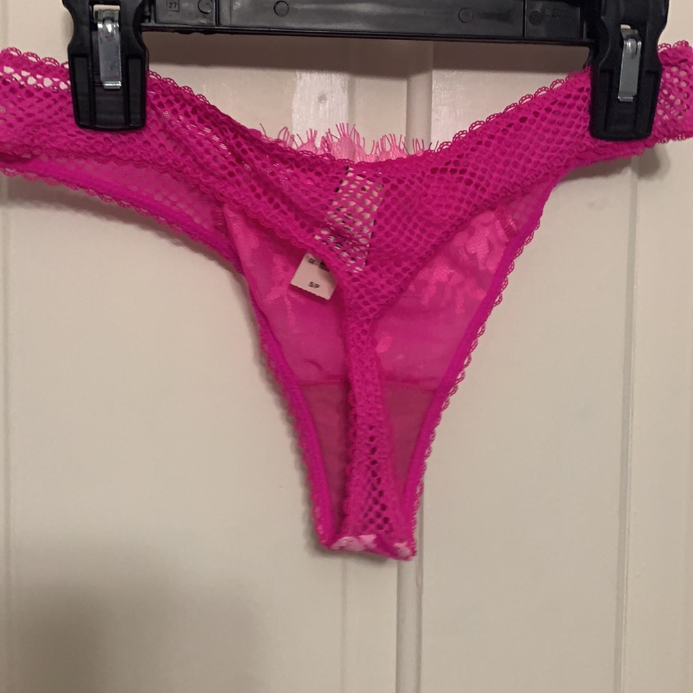 bra and pantie set - Picture 7 of 9